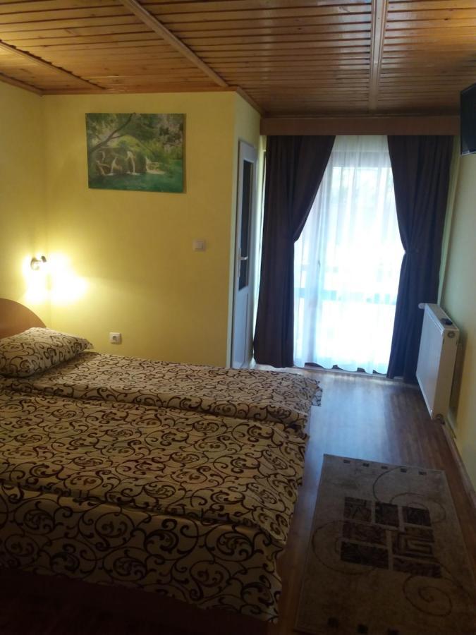 Pension Calborean Talmacel Exterior photo