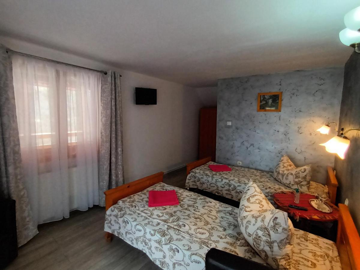 Pension Calborean Talmacel Exterior photo