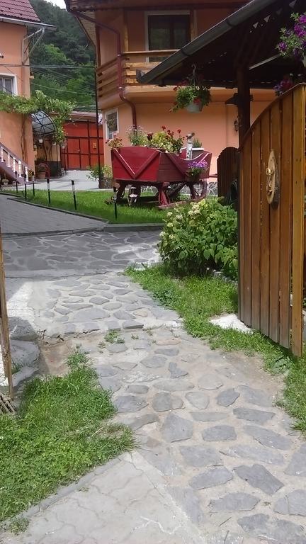 Pension Calborean Talmacel Exterior photo